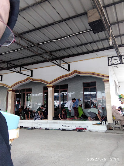 Masjid Jami Baitut-Tawwabiin Krimun